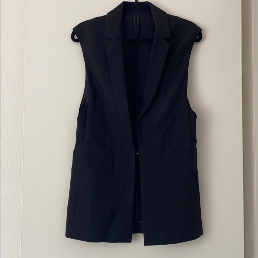 ZARA shoulder padded vest